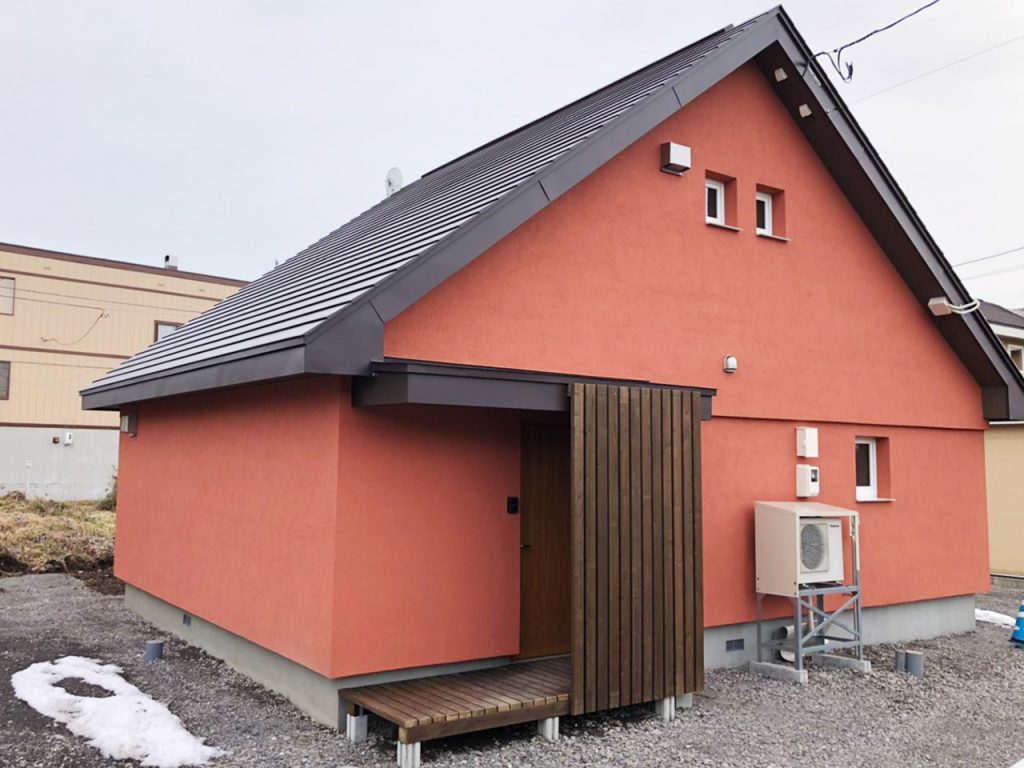 北海道の遺産 三角屋根のブロック住宅 メインイメージ